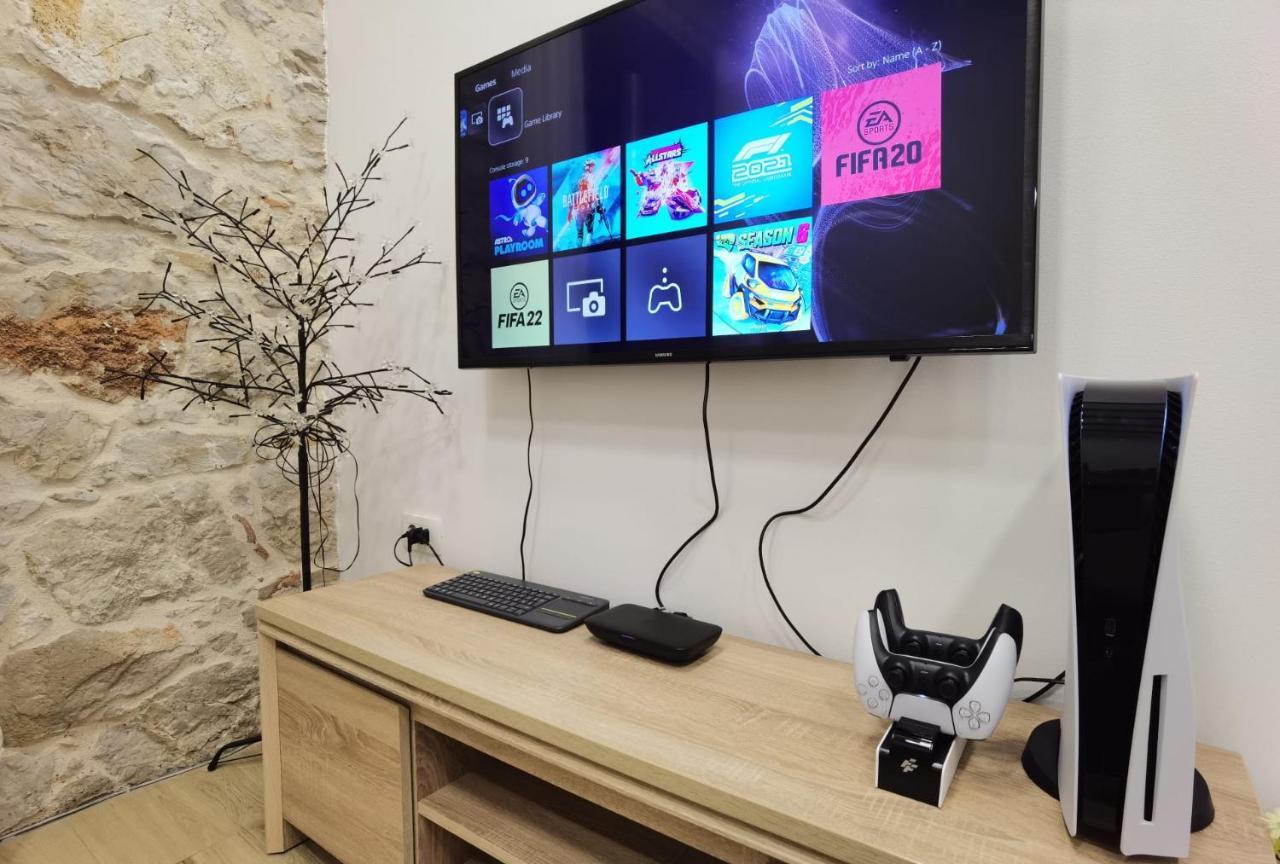 Xy Suites - Design Apartments شيبينيك المظهر الخارجي الصورة