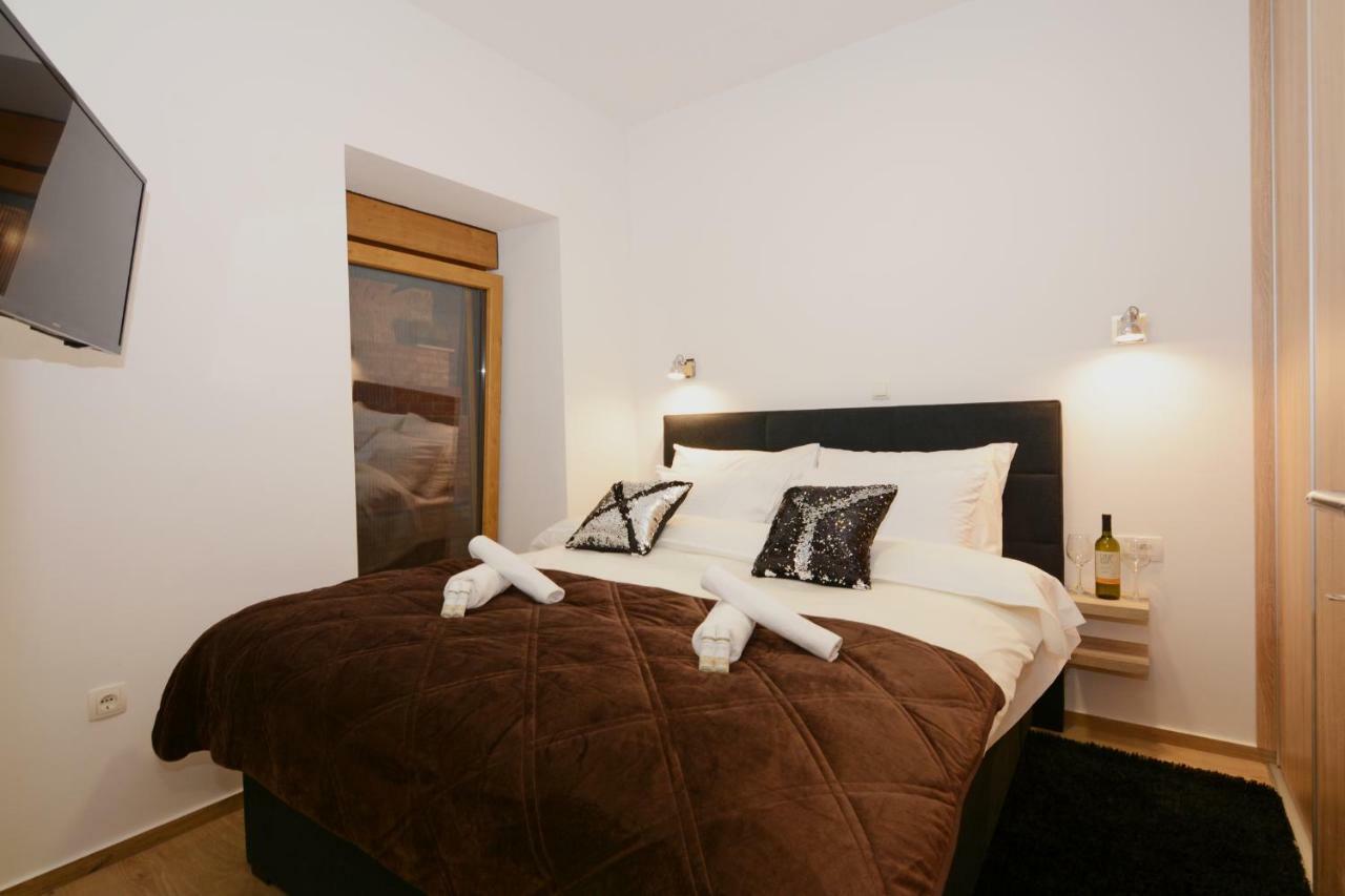 Xy Suites - Design Apartments شيبينيك المظهر الخارجي الصورة