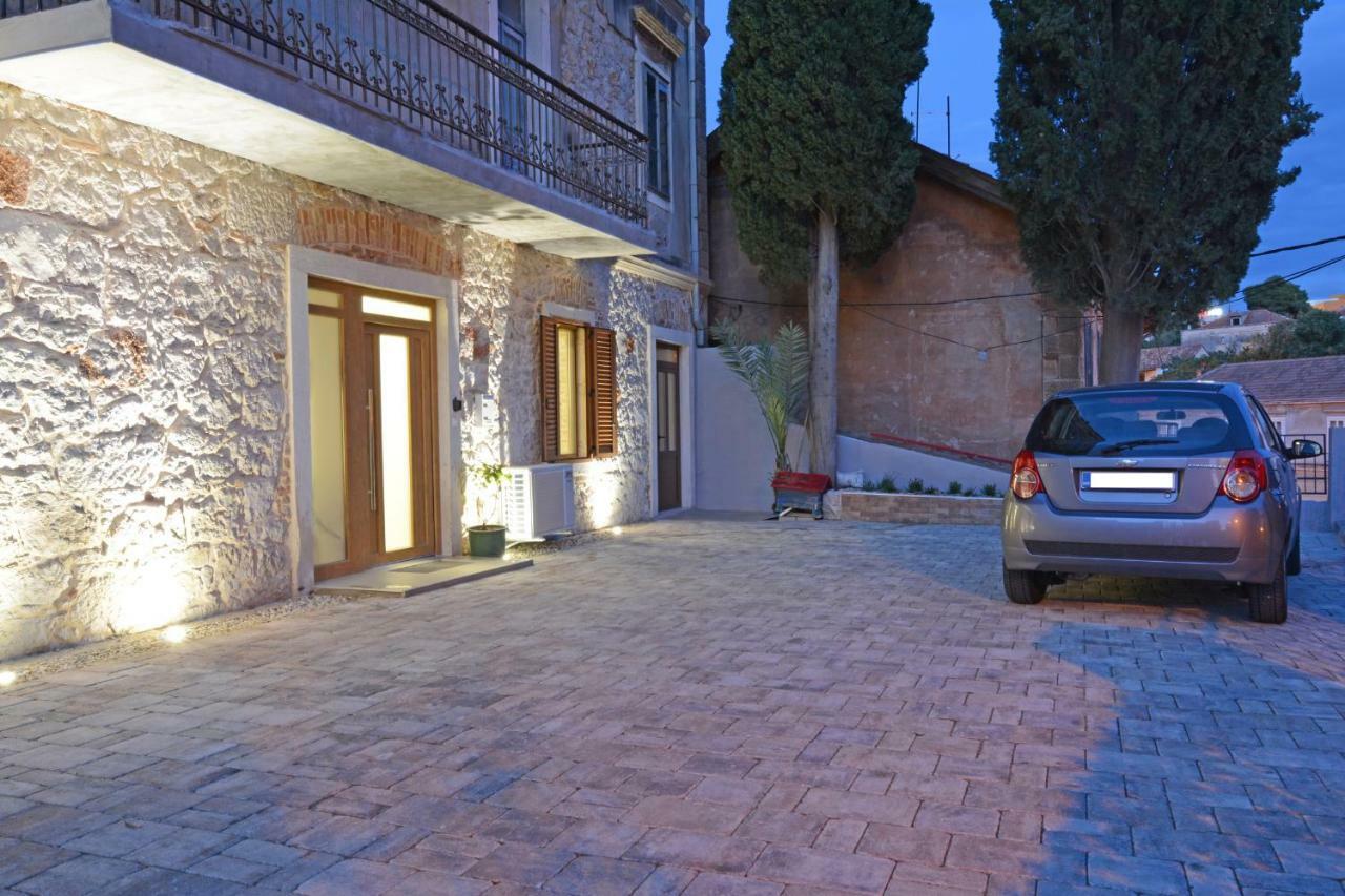 Xy Suites - Design Apartments شيبينيك المظهر الخارجي الصورة